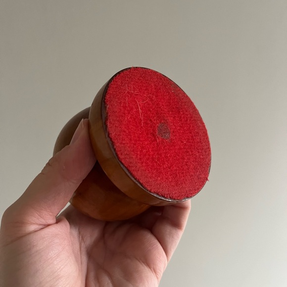 Vintage wooden Apple - Picture 4 of 4